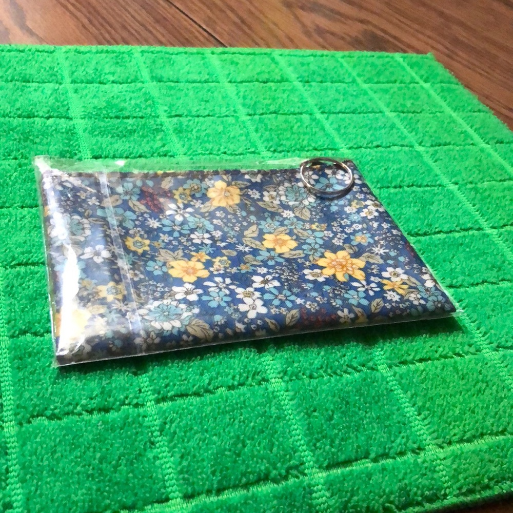 Small cosmetic bag